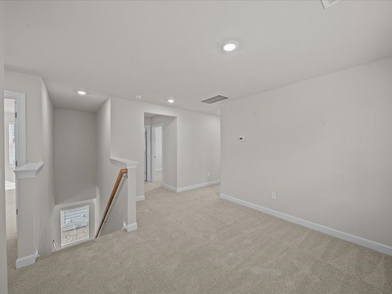 Spacious, unfurnished interior of a new home in Cedar Shoals – Heritage Collection, Piedmont (Image 14).