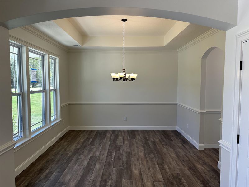 Spacious, unfurnished interior of a new home in Weston, Campobello (Image 9).