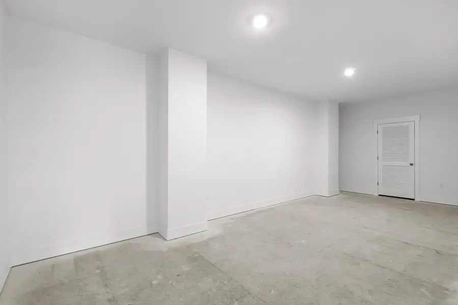 Spacious, unfurnished interior of a new home in Long Bay Golf Club, Longs (Image 39). Spacious, unfurnished interior of a new home in Long Bay Golf Club, Longs (Image 39).