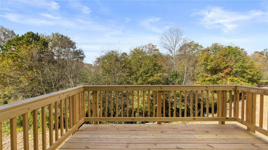 Exterior details and patio area of a home in Brooks Station, Dacula (Image 21).