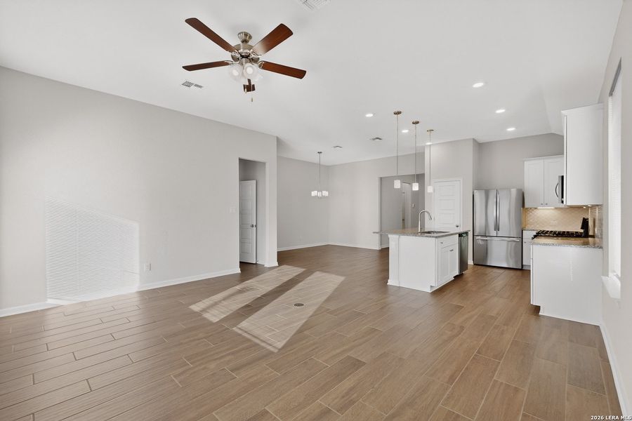 Spacious, unfurnished interior of a new home in Bricewood, San Antonio (Image 17). Spacious, unfurnished interior of a new home in Bricewood, San Antonio (Image 17).