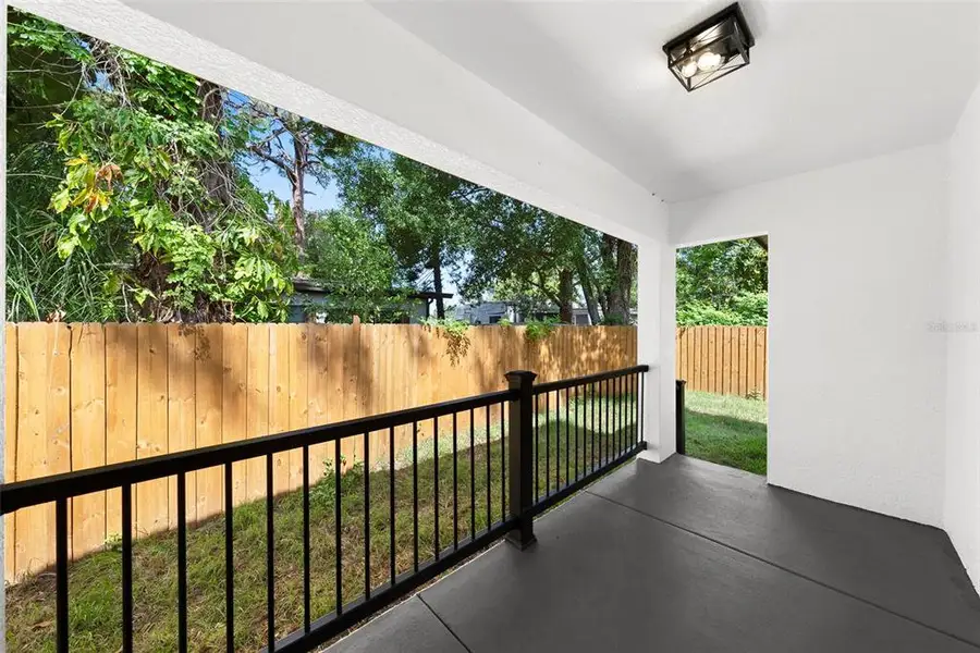 Exterior details and patio area of a home in , St. Petersburg (Image 3).