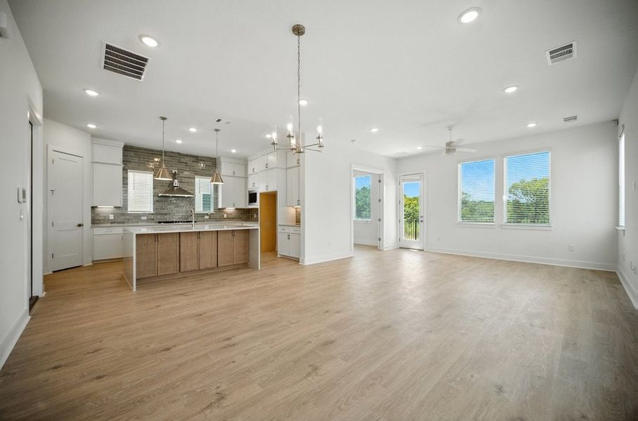 Image 19 of a home in Foxfield. Image 19 of a home in Foxfield.