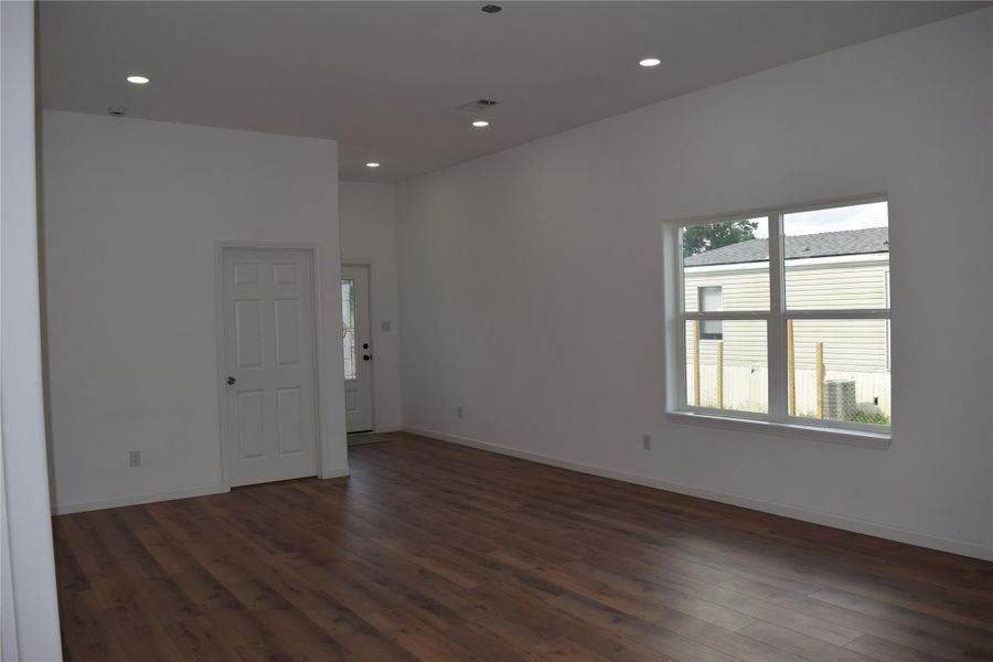 Spacious, unfurnished interior of a new home in , Cleveland (Image 11).