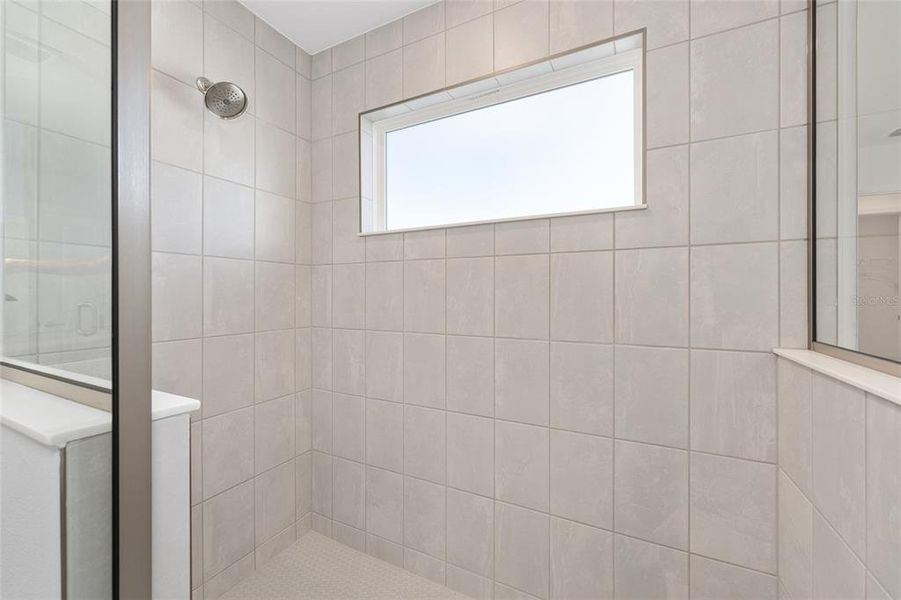 Close-up of interior finishes inside a home in Calesa Township, Ocala (Image 16).