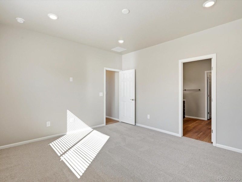 Spacious, unfurnished interior of a new home in , Windsor (Image 14).