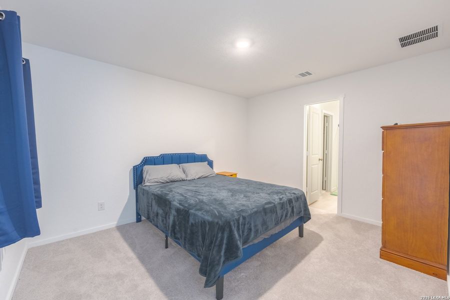 Furnished interior view inside a new home in , Marion (Image 12).