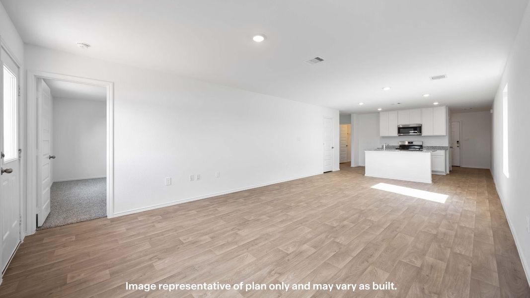 Representative unfurnished interior of a home built from the Buck by D.R. Horton in Deer Meadows, Odessa (Image 14).