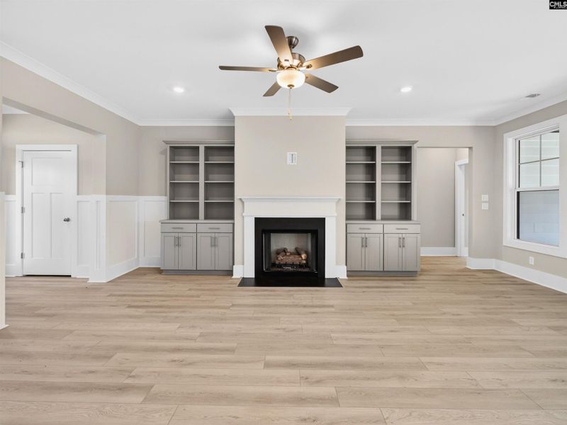 Spacious, unfurnished interior of a new home in Collins Cove, Chapin (Image 33).