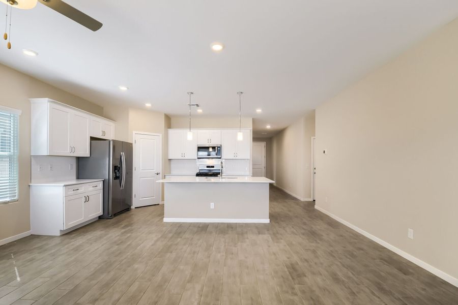 4br New Home in Maricopa, AZ.  - Slide 14