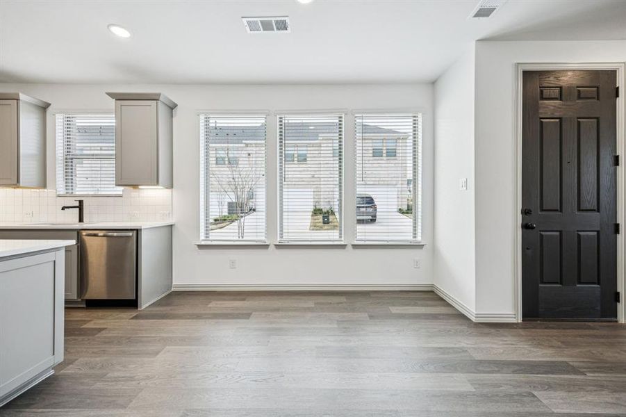 Image 27 of a home in .