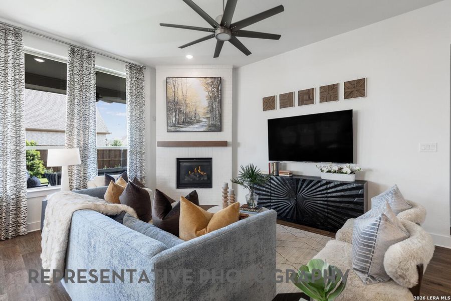 Furnished interior view inside a new home in La Cima, San Marcos (Image 21).