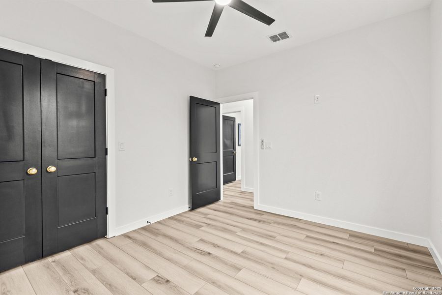 Spacious, unfurnished interior of a new home in , San Antonio (Image 19). Spacious, unfurnished interior of a new home in , San Antonio (Image 19).