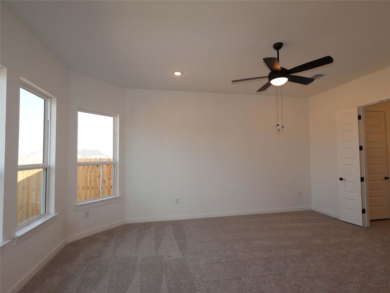 Spacious, unfurnished interior of a new home in Cedar Brook, Leander (Image 22). Spacious, unfurnished interior of a new home in Cedar Brook, Leander (Image 22).