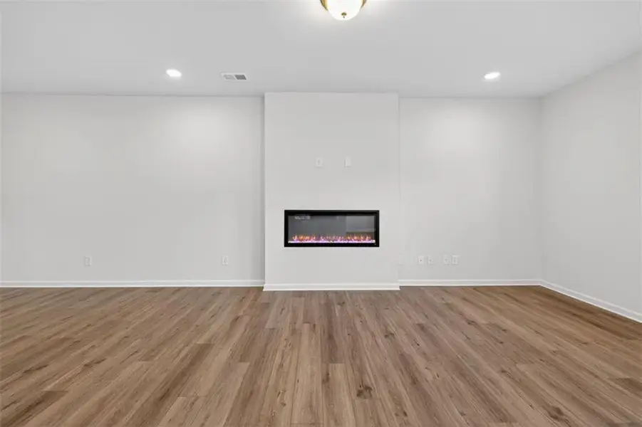 Spacious, unfurnished interior of a new home in Franklin Manor, Lawrenceville (Image 39). Spacious, unfurnished interior of a new home in Franklin Manor, Lawrenceville (Image 39).