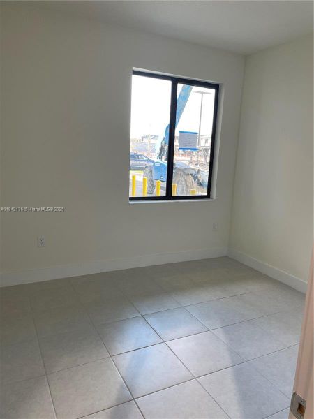 Spacious, unfurnished interior of a new home in , Doral (Image 20).