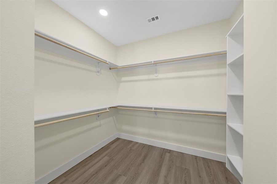 Spacious, unfurnished interior of a new home in , Waco (Image 32).