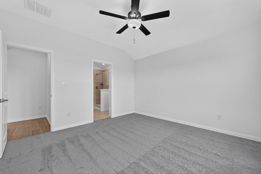 Spacious, unfurnished interior of a new home in Parks at Foster Crossing, Anna (Image 21).
