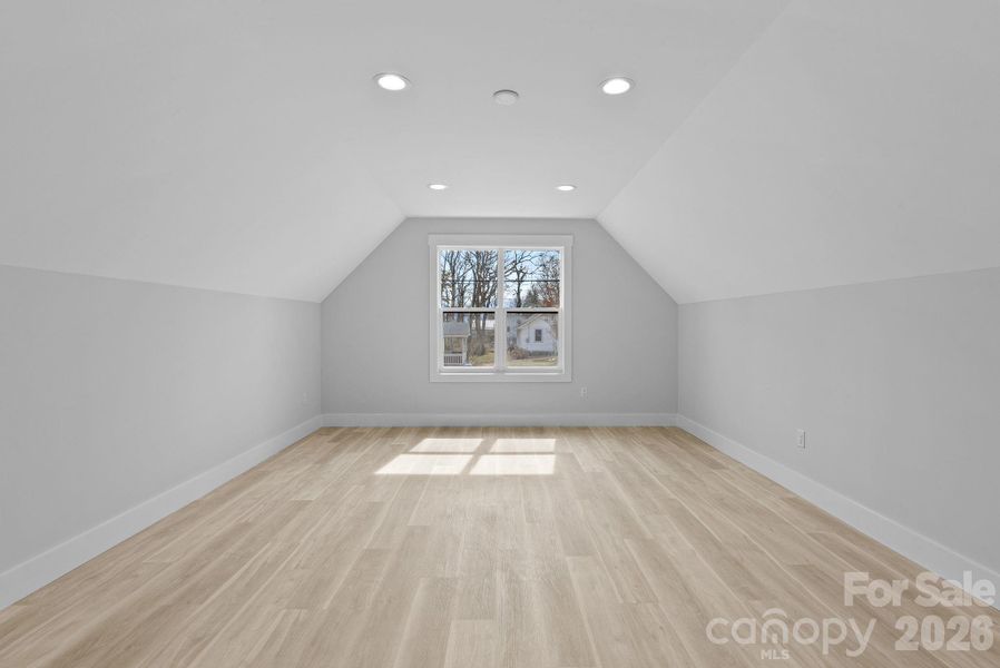 Spacious, unfurnished interior of a new home in , Asheville (Image 39).