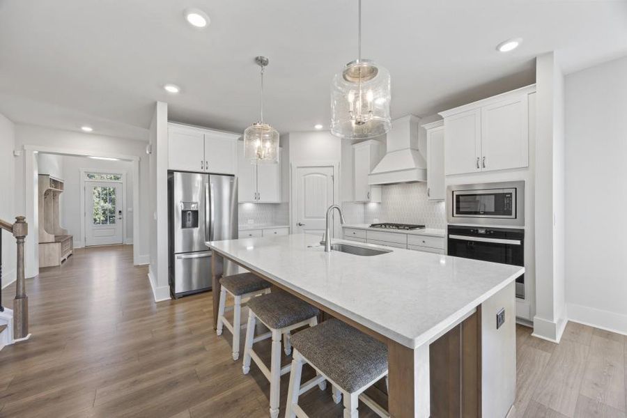 Furnished interior view inside a new home in The Cottages Of Lake Lanier, Gainesville (Image 28).