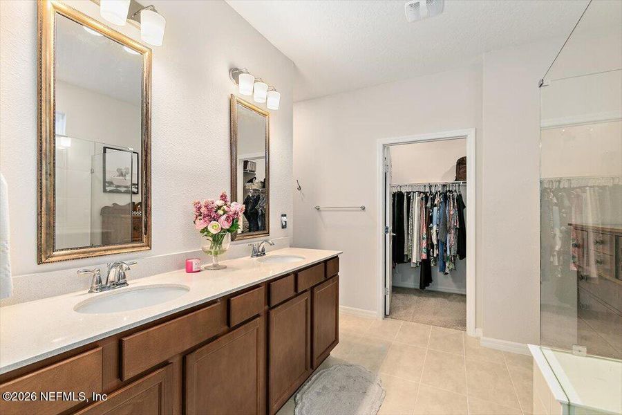 Furnished interior view inside a new home in , Ponte Vedra (Image 32).
