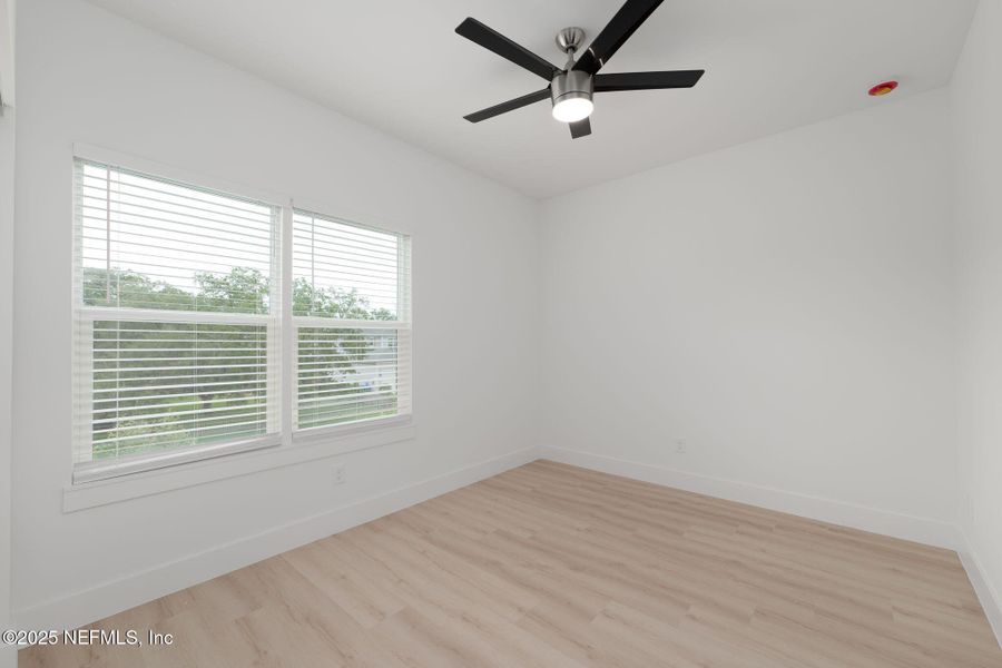 Spacious, unfurnished interior of a new home in , St. Augustine (Image 19).