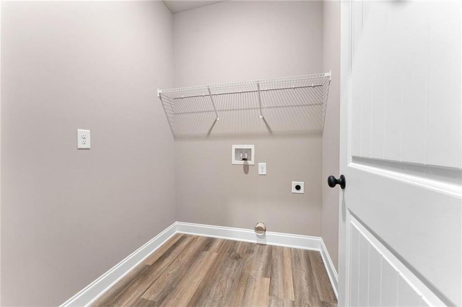 Spacious, unfurnished interior of a new home in , Jefferson (Image 32).