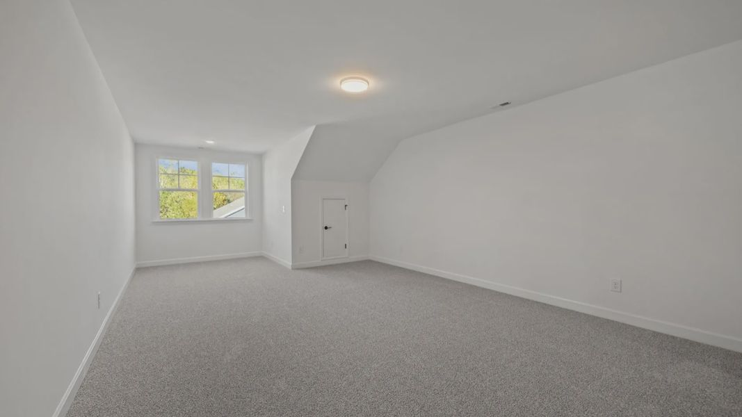 Spacious, unfurnished interior of a new home in Village at Maple Leaf Farm, King (Image 22).