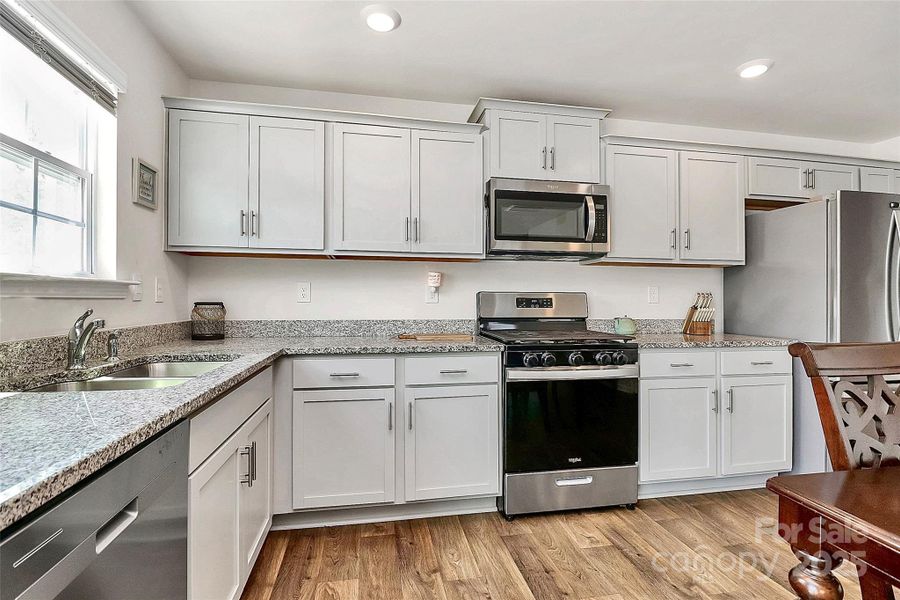 Furnished interior view inside a new home in Abrial Ridge, York (Image 28).