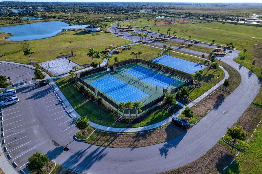 Community amenities in , Sarasota (Image 33). Community amenities in , Sarasota (Image 33).