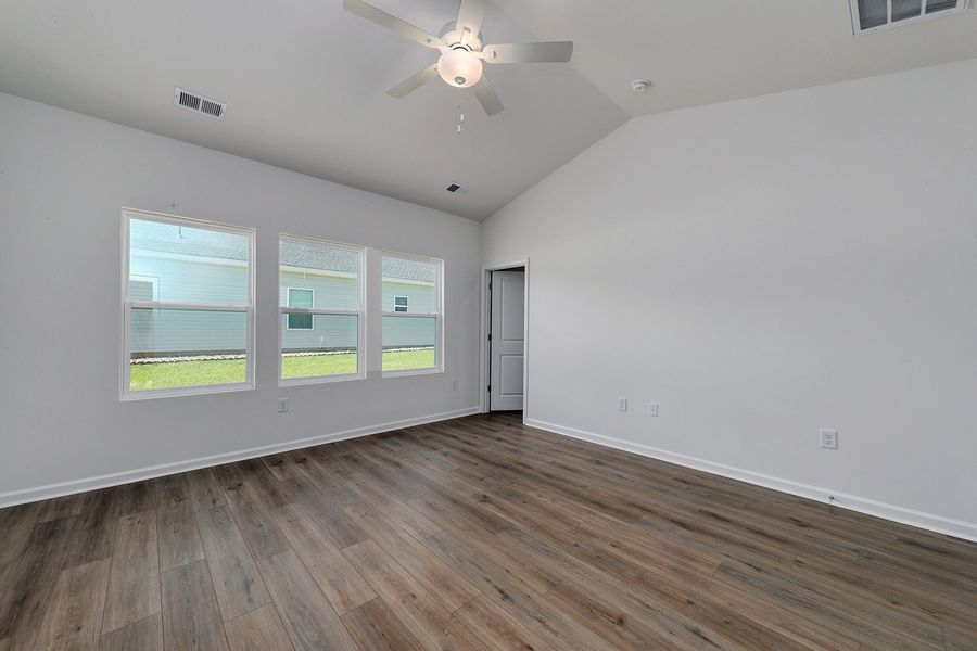 Spacious, unfurnished interior of a new home in Jordan Grove, Conway (Image 34).