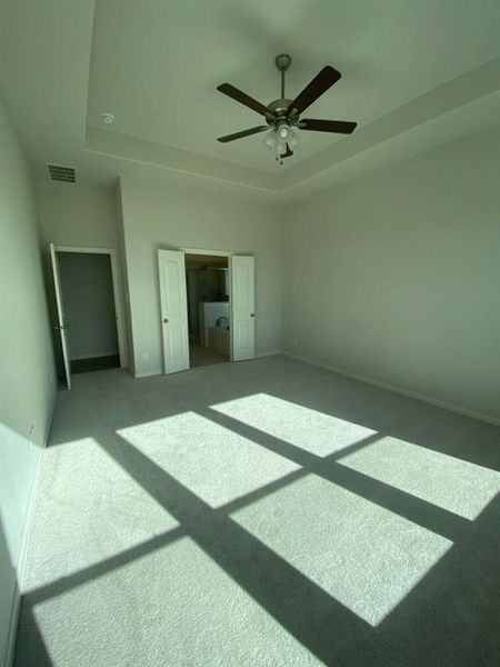Spacious, unfurnished interior of a new home in Hillview Addition, Decatur (Image 16).