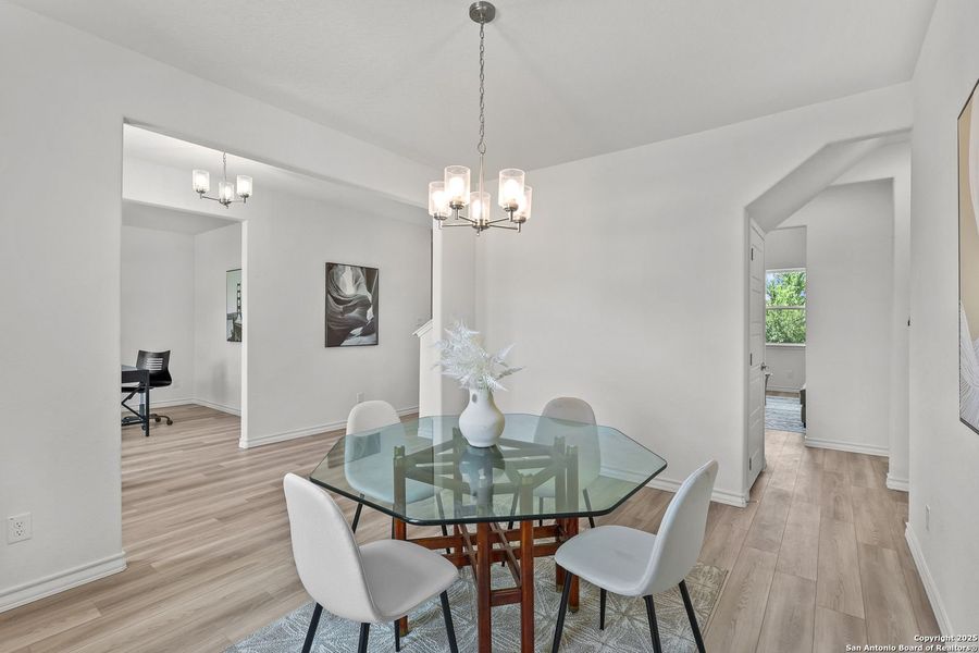 Furnished interior view inside a new home in Ladera, San Antonio (Image 12).