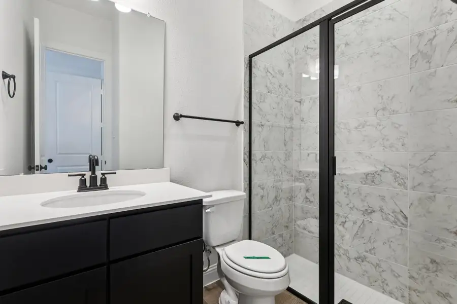 Furnished interior view inside a new home in Sienna 65', Missouri City (Image 9).