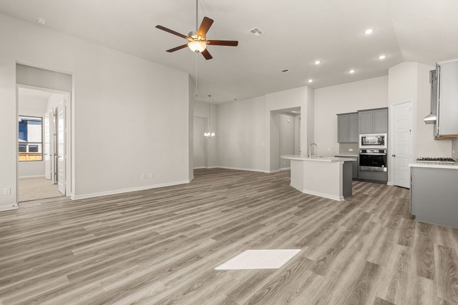 3br New Home in New Braunfels, TX.  - Slide 13