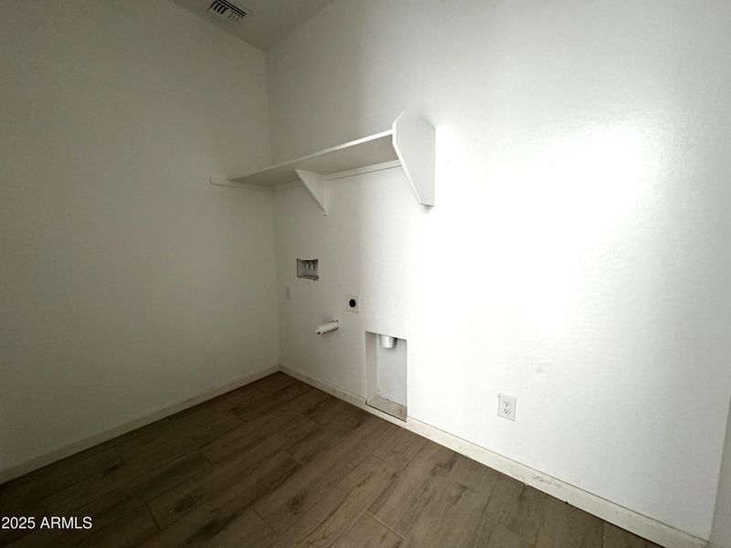 20 - Laundry Room 20 - Laundry Room