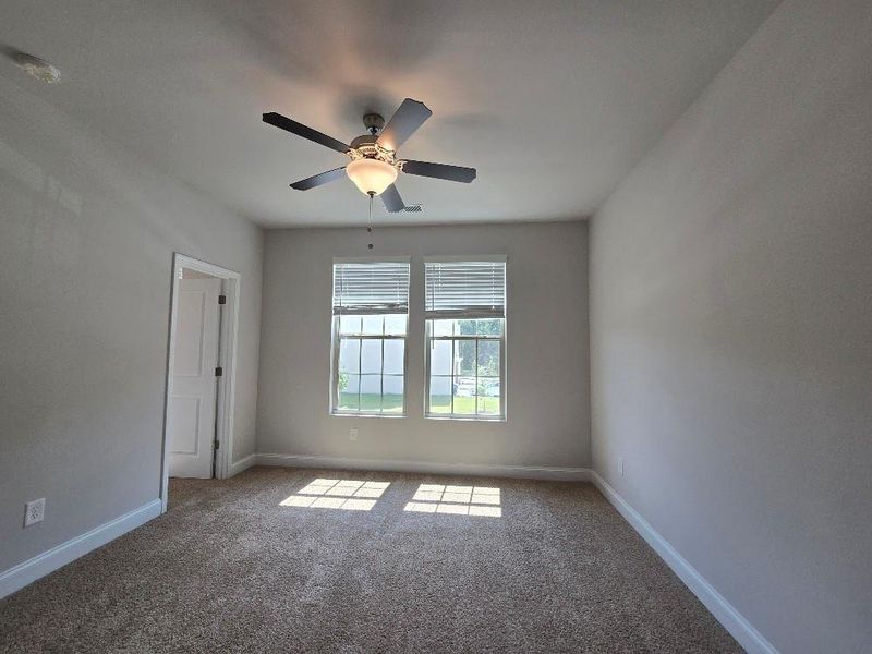 Spacious, unfurnished interior of a new home in Morning Creek Forest, South Fulton (Image 18).
