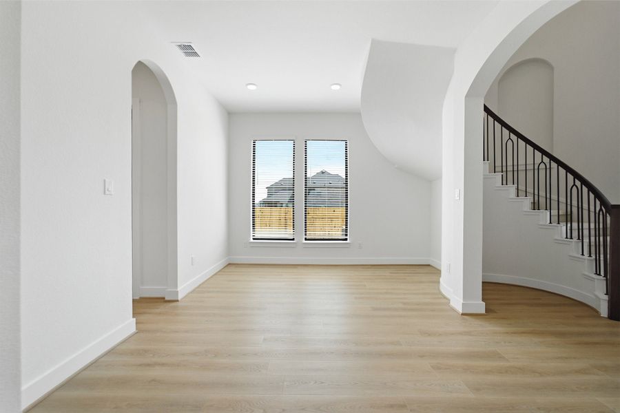 Spacious, unfurnished interior of a new home in Sunfield, Buda (Image 21). Spacious, unfurnished interior of a new home in Sunfield, Buda (Image 21).