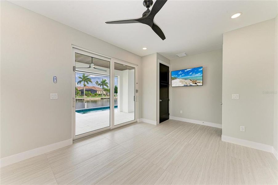 Spacious, unfurnished interior of a new home in , Punta Gorda (Image 25). Spacious, unfurnished interior of a new home in , Punta Gorda (Image 25).