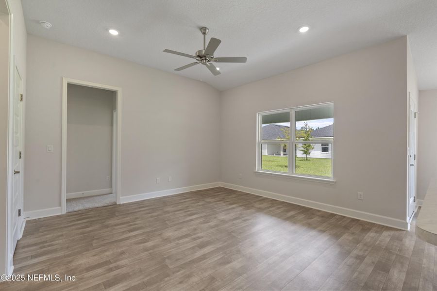 Spacious, unfurnished interior of a new home in Summerglen, Jacksonville (Image 10). Spacious, unfurnished interior of a new home in Summerglen, Jacksonville (Image 10).