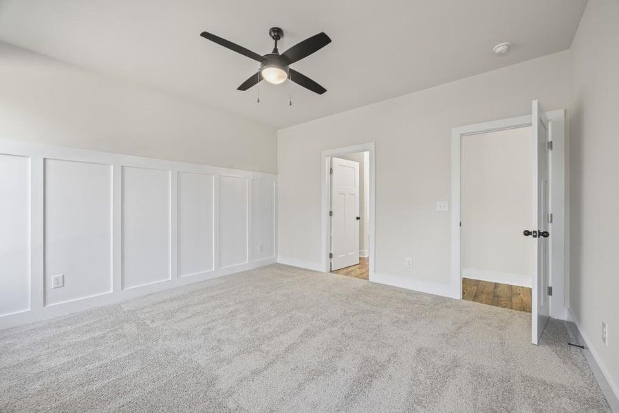 Spacious, unfurnished interior of a new home in , Hartwell (Image 45).