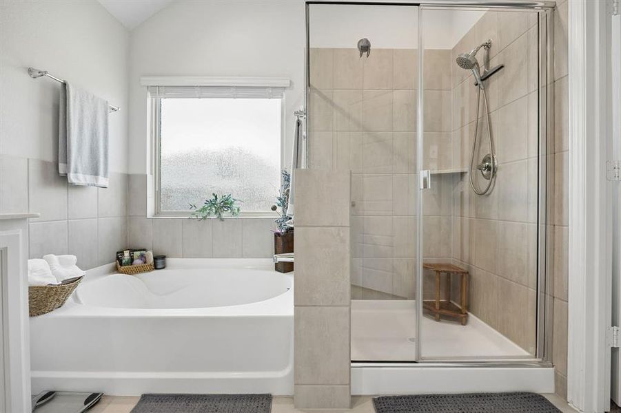 Furnished interior view inside a new home in Timberbrook, Justin (Image 14).