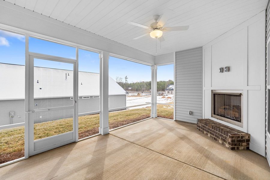 Image 30 of a home in Brayden. Image 30 of a home in Brayden.