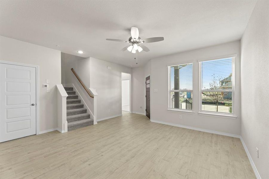 06. 5418 Runnel - Family (3)