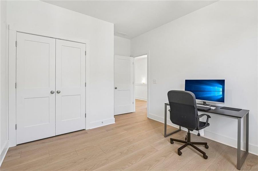 Furnished interior view inside a new home in , Alpharetta (Image 16).
