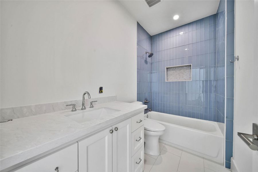 Furnished interior view inside a new home in , Houston (Image 13). Furnished interior view inside a new home in , Houston (Image 13).