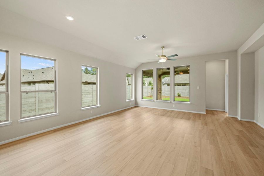 Spacious, unfurnished interior of a new home in Two Step Farm, Montgomery (Image 16). Spacious, unfurnished interior of a new home in Two Step Farm, Montgomery (Image 16).
