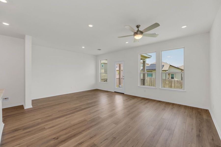 Spacious, unfurnished interior of a new home in Sonterra - Cool Water, Jarrell (Image 6).