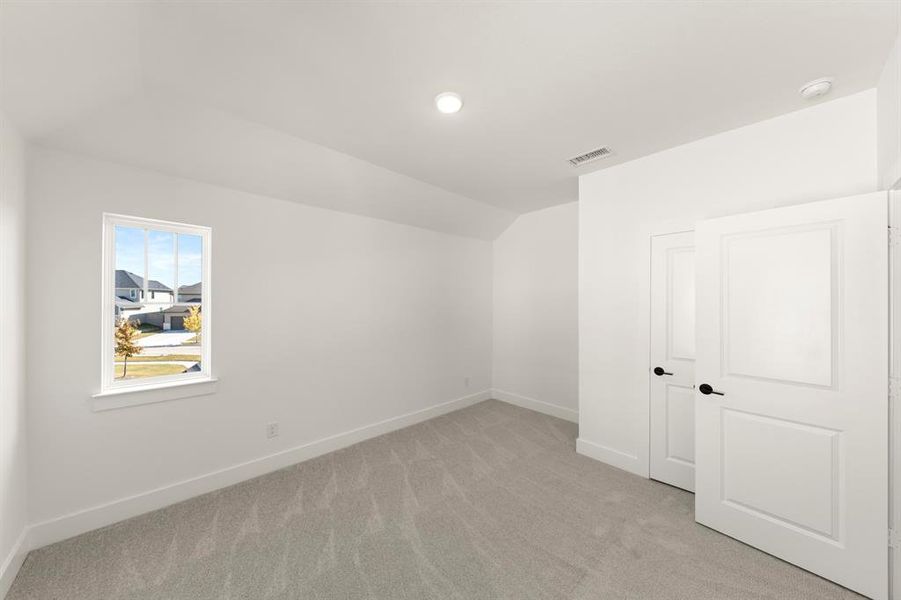 22. 2951 Andesite - Bed 3 22. 2951 Andesite - Bed 3