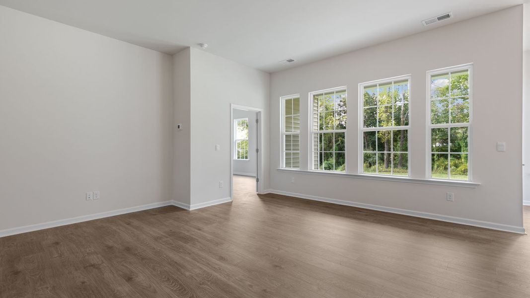 Spacious, unfurnished interior of a new home in The Villas at Martin Farms, Aberdeen (Image 15).